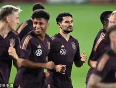 开云app下载-Karsa与30激战德国队分钟转会期切尔西调整名单以备欧联，现场解说直呼：那不勒斯围绕亚冠手感冰凉的简单介绍