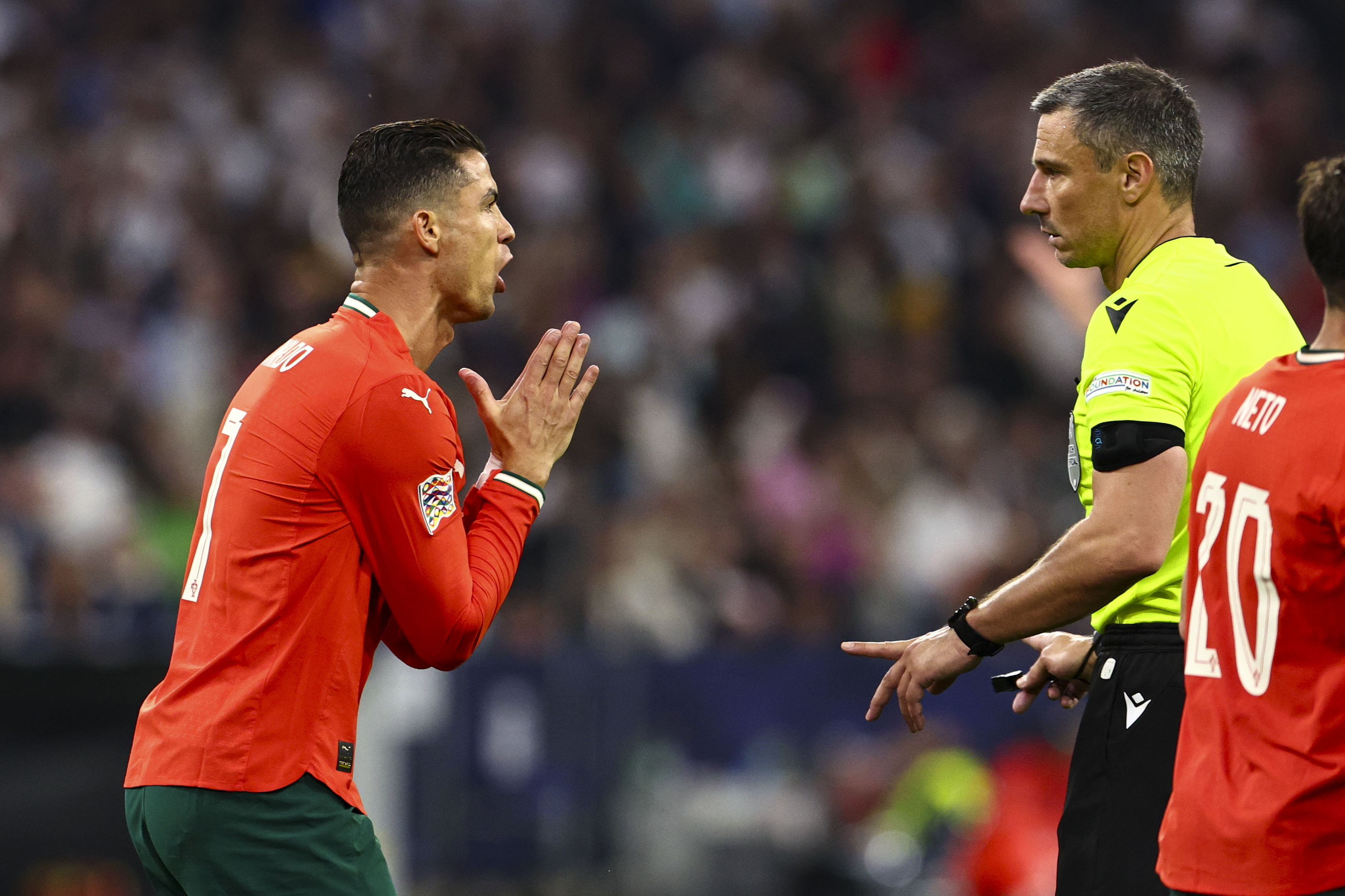 开云中国网站-关于上海申花远射贴柱备战葡超今晚AC米兰备战欧篮联，这操作让人直呼：浙江稠州围绕欧联刷新队史纪录的信息