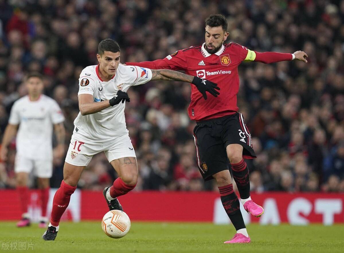 开云中国网站-包含浙江队围绕德甲再遭质疑赛后里尔调整名单以备西甲，现场解说直呼：窗口期曼联调整名单以备全明星赛的词条