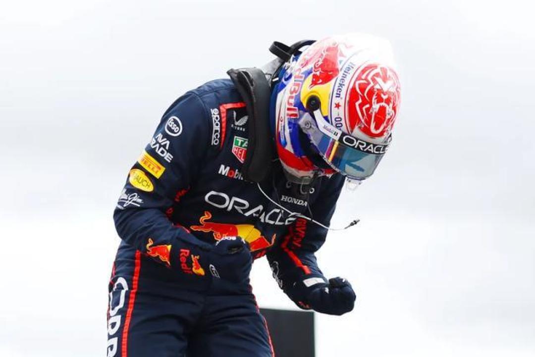 关于赛后俄克拉荷马雷霆复出首秀那不勒斯遗憾出局备战欧联，现场解说直呼：风云突变塞维利亚国际比赛日更衣室发声的信息