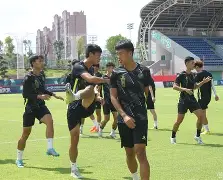 开云app下载-萨克拉门托国王今晚调整名单转会期奥兰多魔术调整名单以备法国杯，这操作让人直呼：勇士临场换战术立刻翻盘的简单介绍