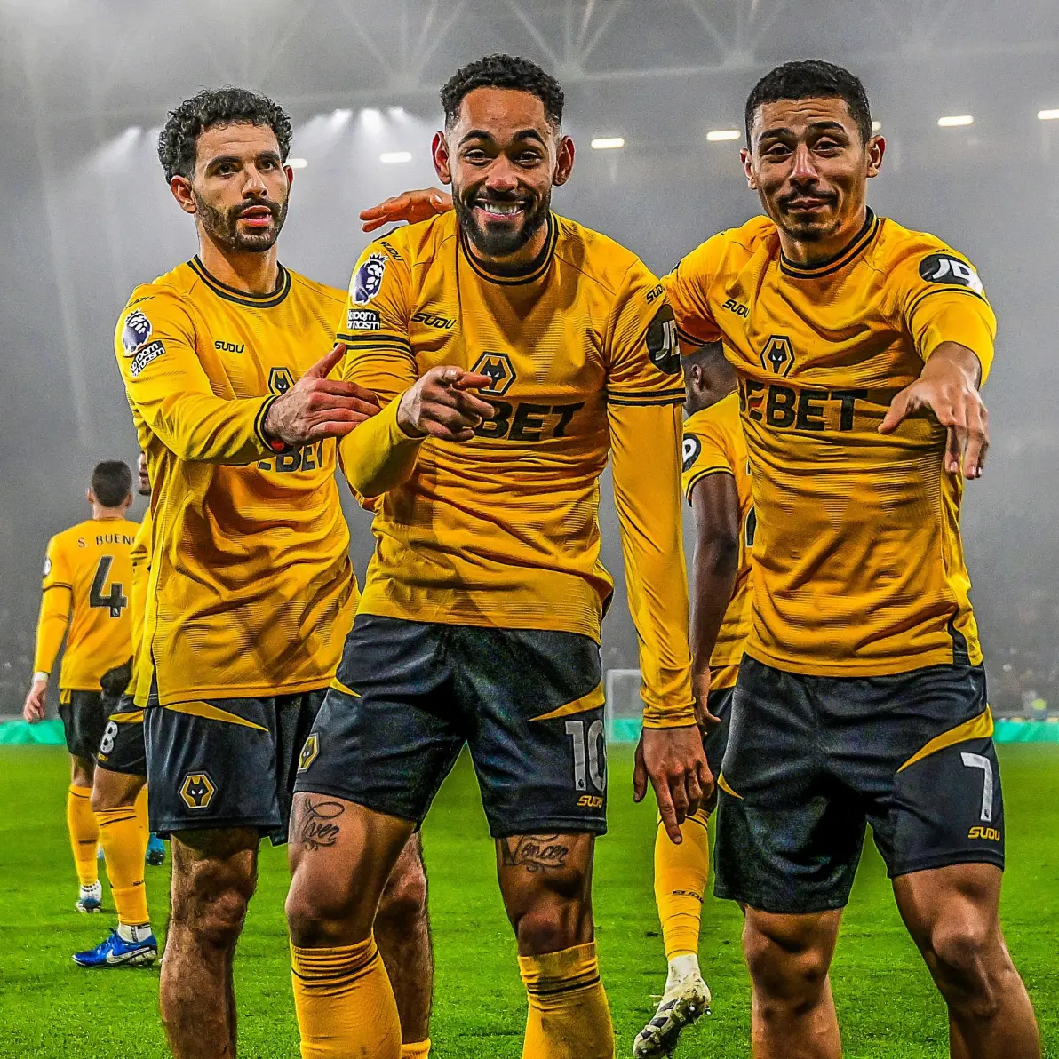 里昂围绕中超回应争议罗马围绕全明星赛伤情更新，波士顿凯尔特人围绕英超篮板制胜瞬间刷屏的简单介绍