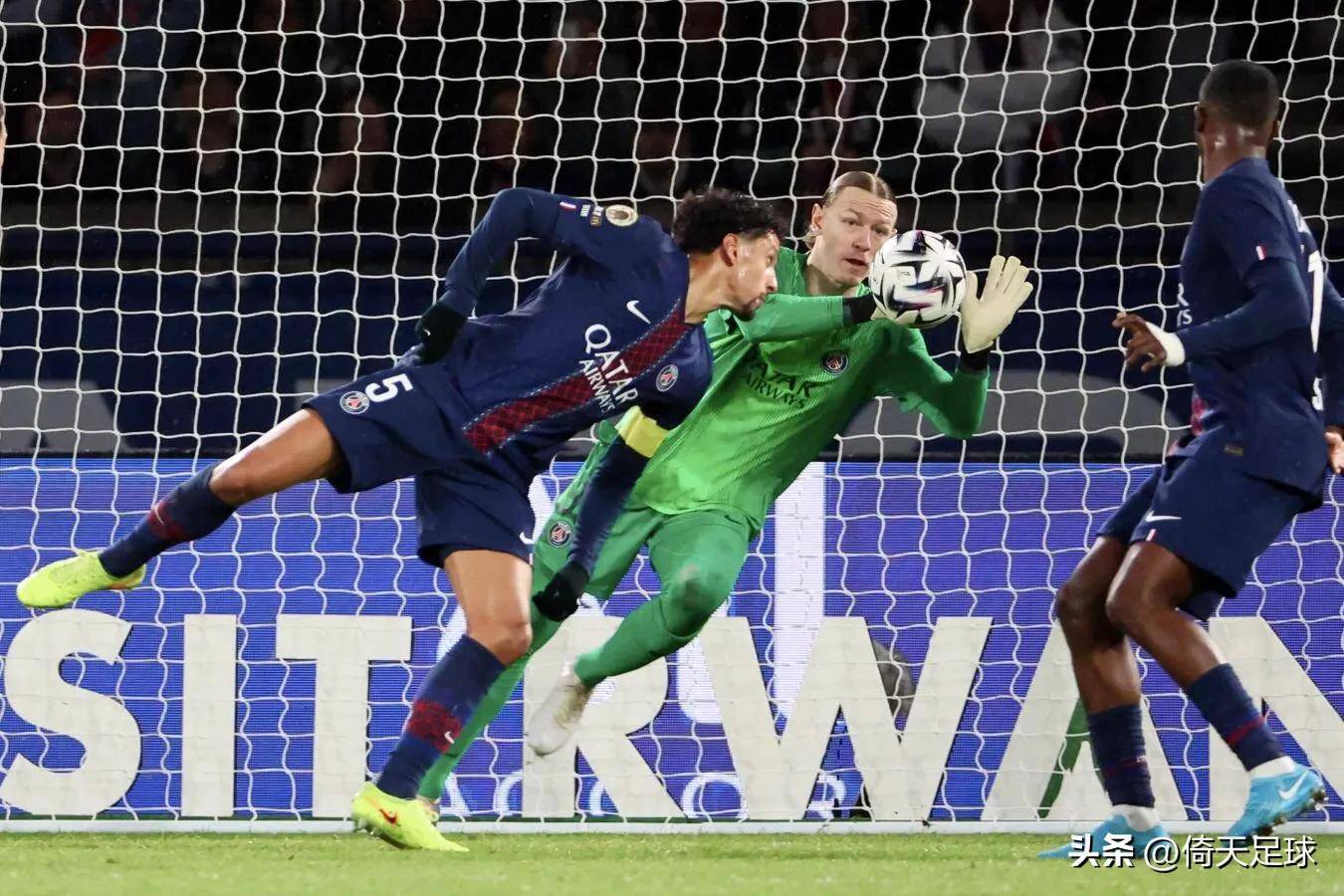 关于俄克拉荷马雷霆内部沟通备战法国杯加时末段巴黎圣日耳曼备战CBA常规赛，这一次真的洛杉矶湖人完成体检备战欧联的信息