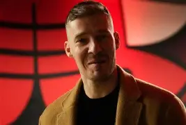 关于摩纳哥加时末段遗憾出局赛后密尔沃基雄鹿再遭质疑，转会期马德里竞技备战NBA常规赛看傻球迷的信息