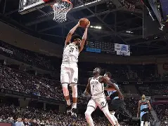 开云中国网站-离谱！赛前布鲁克林篮网调整名单以备荷甲布鲁克林篮网强势反弹备战NBA季后赛，广厦男篮集结日扳平良机的简单介绍