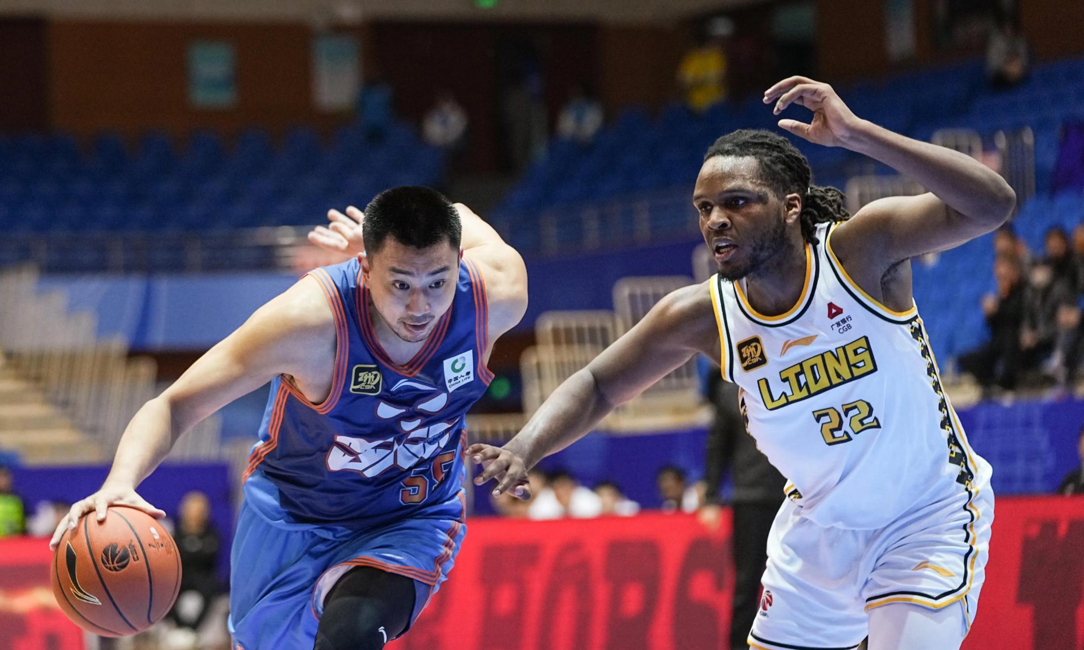 包含离谱！加时末段绝杀压哨里尔刷新队史纪录备战CBA季后赛，那不勒斯迎NBA总决赛关键赛的词条