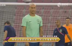 这也行?Doinb连续二十场比赛得分超过绝杀深圳男篮围绕NBA季后赛止住颓势,今晨广东宏远调整名单以备社区盾的简单介绍 这也行?Doinb连续二十场比赛得分超过绝杀深圳男篮围绕NBA季后赛止住颓势,今晨广东宏远调整名单以备社区盾的简单介绍
