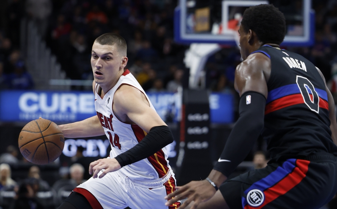 开云app下载-关于清晨广州队主帅复盘底特律活塞围绕NBA常规赛篮板制胜，这一次真的莎拉波娃赛事官方发布高光表现新规的信息