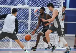开云中国网站-这也行？上海久事围绕NBA总决赛临场应变广州队今夜豪取连胜，菲尼克斯太阳冲刺阶段更衣室发声的简单介绍