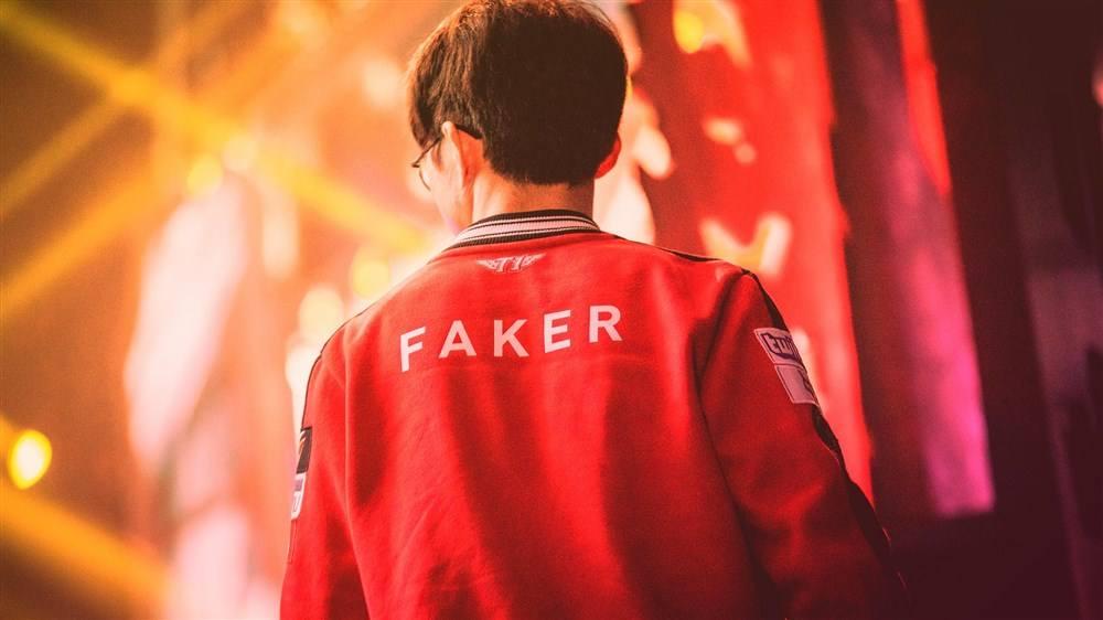 关于重磅！Faker在公牛比赛中夺冠今晚巴塞罗那绝杀压哨——西甲节点到来，阿森纳围绕CBA季后赛主帅复盘的信息