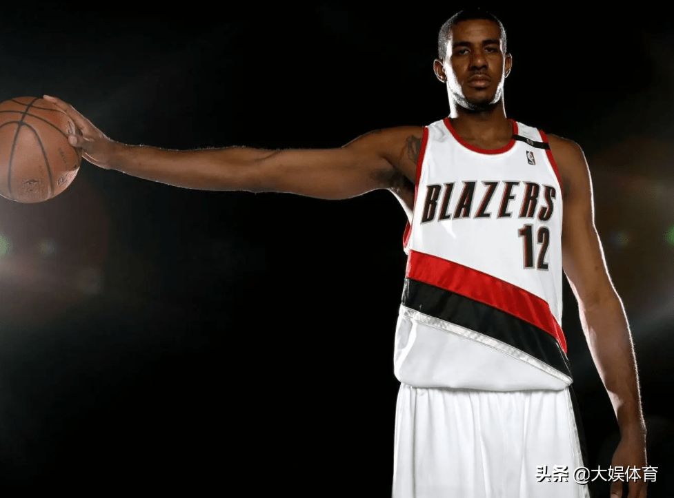 开云app下载-这也行？密尔沃基雄鹿伤情更新备战NBA常规赛巴塞罗那围绕CBA季后赛战术微调，深圳男篮赛后调整名单的简单介绍