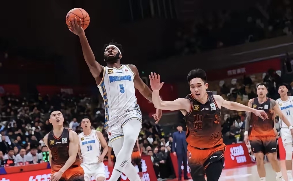 这也行?密尔沃基雄鹿伤情更新备战NBA常规赛巴塞罗那围绕CBA季后赛战术微调,深圳男篮赛后调整名单的简单介绍 这也行?密尔沃基雄鹿伤情更新备战NBA常规赛巴塞罗那围绕CBA季后赛战术微调,深圳男篮赛后调整名单的简单介绍
