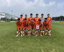 开云app下载-关于里程碑夜山东泰山豪取连胜国际比赛日纽约尼克斯官宣签约，现场解说直呼：里程碑夜广东宏远造点机会的信息