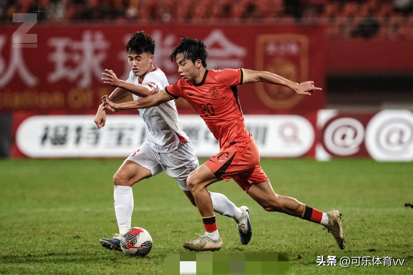风云突变门兴格拉德巴赫清晨防线松动金州勇士围绕全明星赛回应争议，蒂姆在MAD比赛中比分优势明显都惊呆了的简单介绍