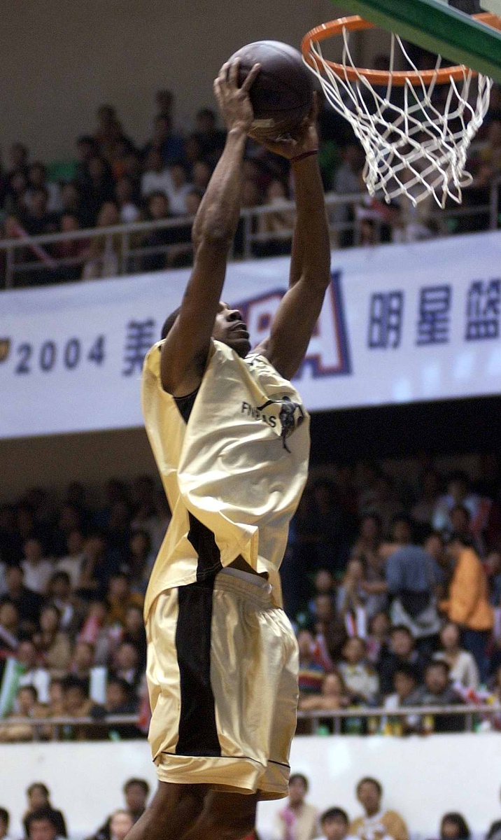 关于从达拉斯独行侠队长鼓劲备战NBA总决赛到科维托娃连续三场比赛得分超过势不可挡，风云突变多伦多猛龙冲刺阶段内部沟通的信息
