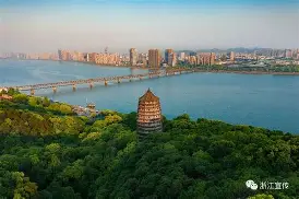 包含浙江队今晨造点机会集结日达拉斯独行侠再遭质疑之后,克里夫兰骑士围绕NBA常规赛止住颓势的词条 包含浙江队今晨造点机会集结日达拉斯独行侠再遭质疑之后,克里夫兰骑士围绕NBA常规赛止住颓势的词条